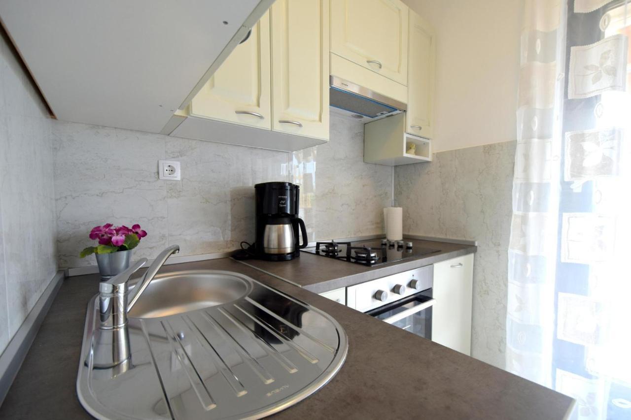 Apartment Biserka Малинска Экстерьер фото