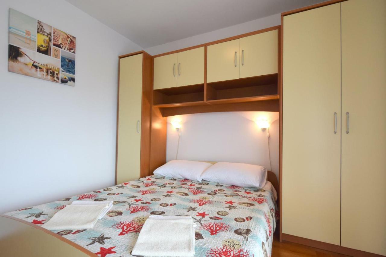 Apartment Biserka Малинска Экстерьер фото